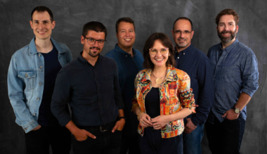 zenei-tiszteletadas-a-kolteszetnek-a-zsongom-egyuttes