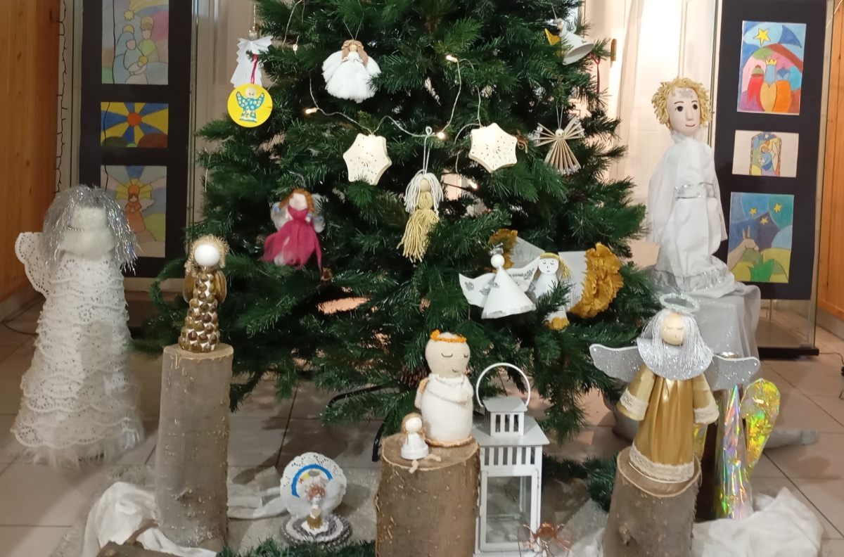 rendhagyo-adventi-szokasok-egy-iskolaban