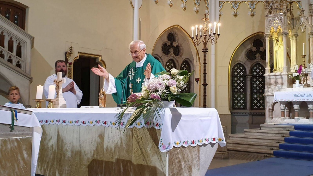Papi élet közösségben – Nagy Károly atyával beszélgettünk papi-elet-kozossegben-nagy-karoly-atyaval-beszelgettunk