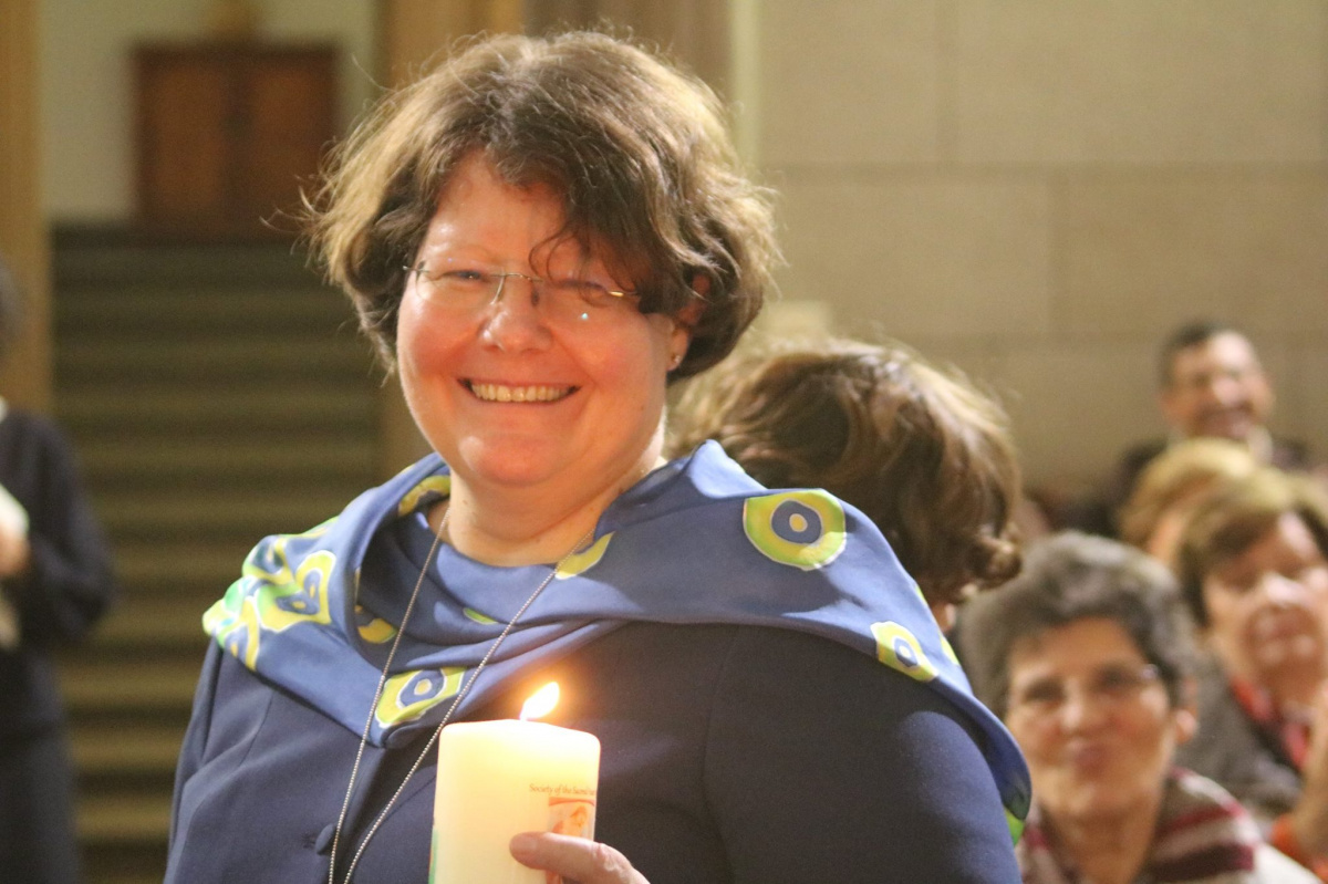 Szívvel-lélekkel Istennel, partnerségben az emberekkel – Interjú egy Sacré Cœur nővérrel szivvel-lelekkel-istennel-partnersegben-az-emberekkel-interju-egy-sacre-coeur-noverrel